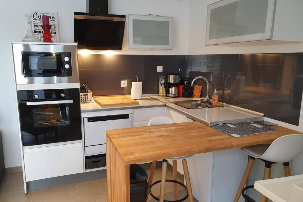 Apartment Riviera Sun Standing Villeneuve-Loubet