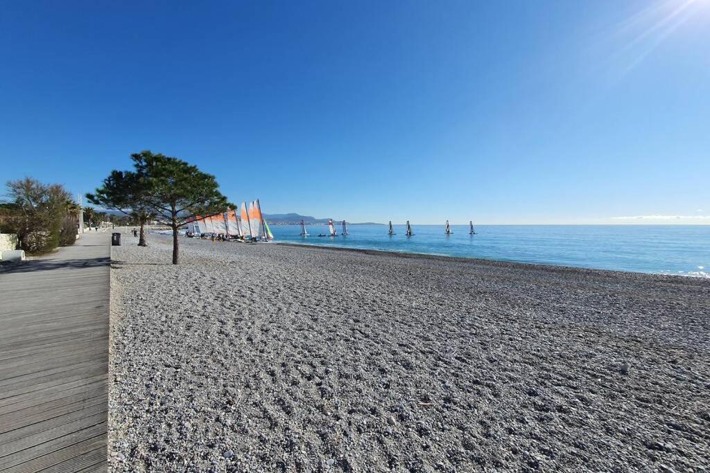 Riviera Sun Standing